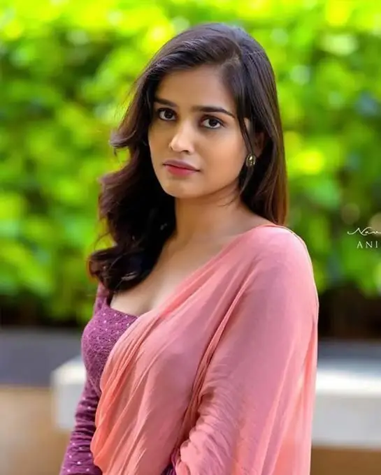  girlfriend experience escorts in Mumbai